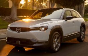 واردات لکسوس‌های NX و RX ممنوع شد اما ES در لیست جانبازان باقی ماند